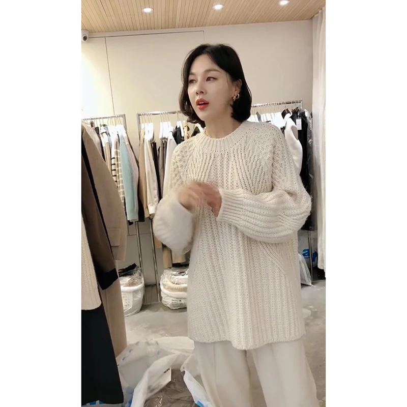 

Korea 20 autumn and winter temperament gentle round neck split mohair loose fashion sweater sweater women