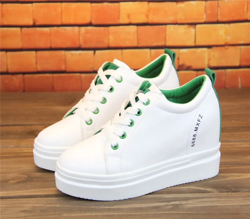 Женская Повседневная обувь осенние женские кроссовки из модного кожзаменителя