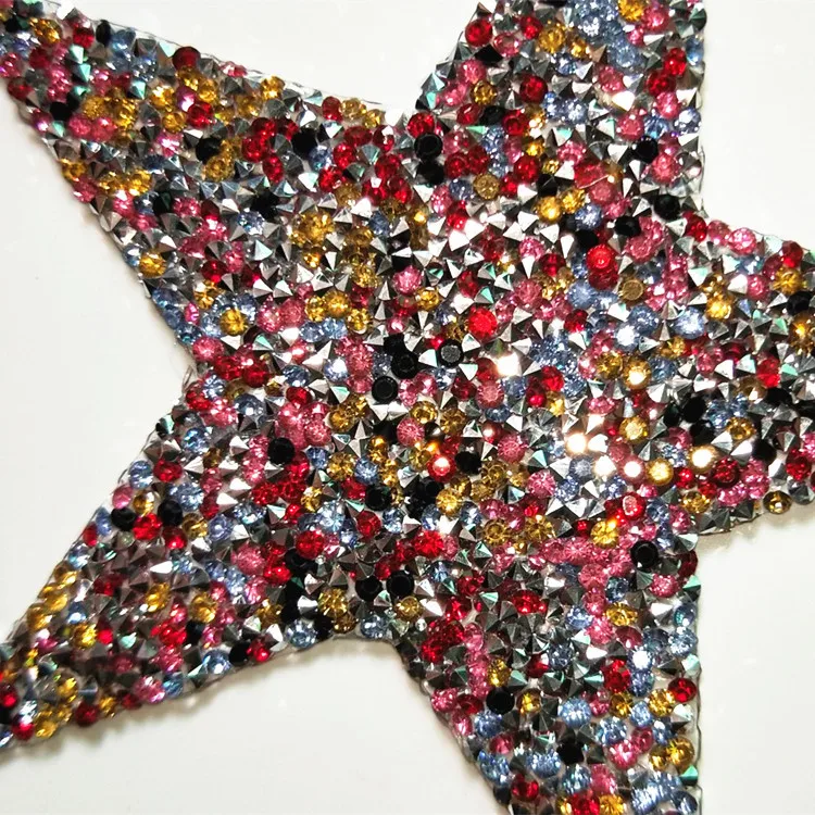 Стразы с пятиконечной звездой 50 шт. красные нашивки блестками и аппликациями в