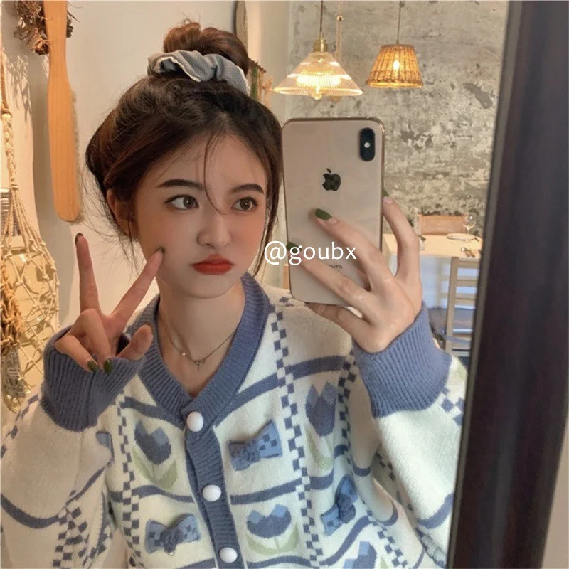 Женский трикотажный кардиган с трехмерным бантом и круглым вырезом Модный