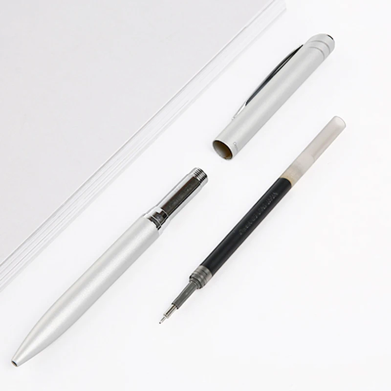 Японская нейтральная ручка PENTEL BLN2005 металлическая вращающаяся черная 0 5 мм