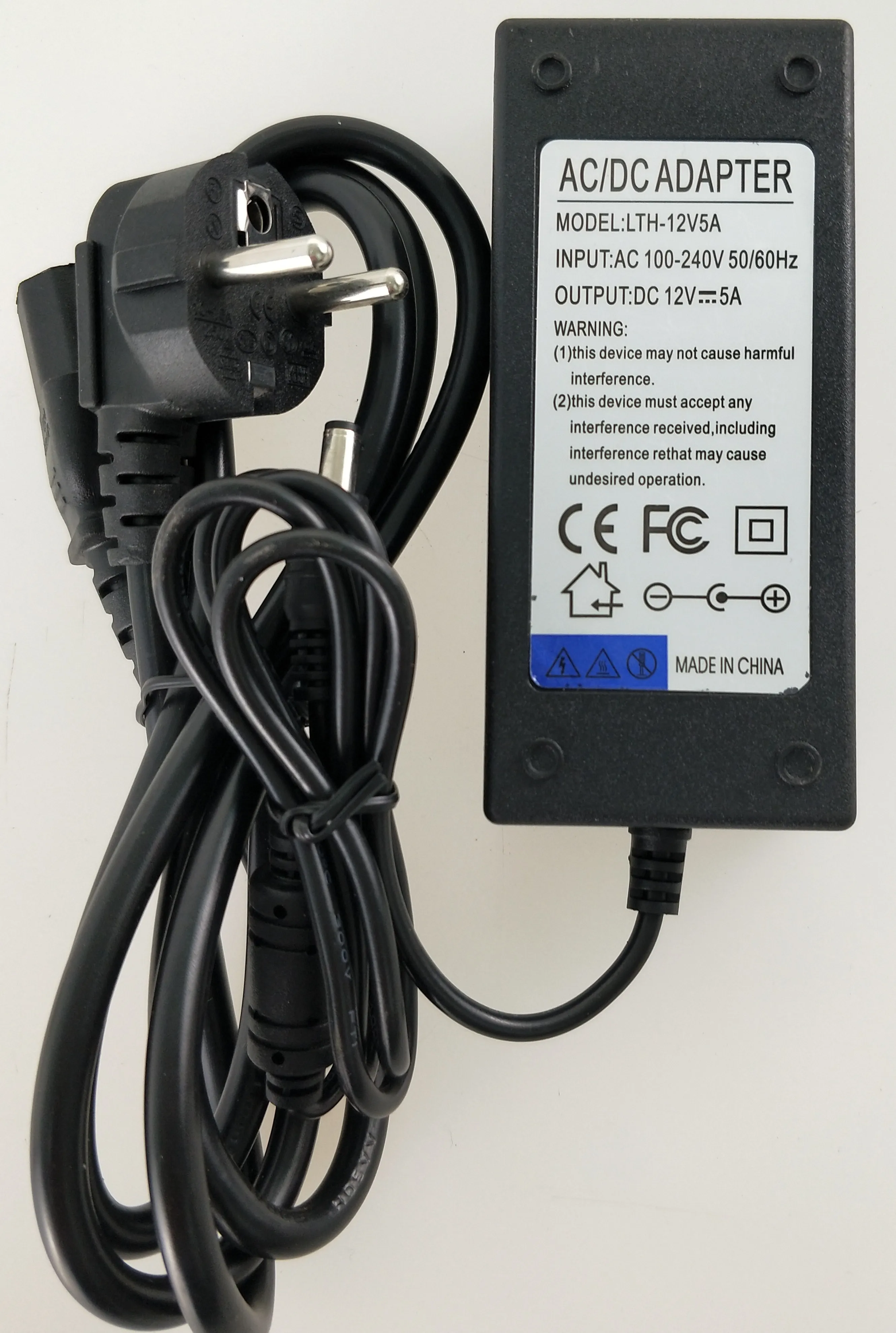 Адаптер постоянного тока профессиональный источник питания выход DC12V5A вход AC 100