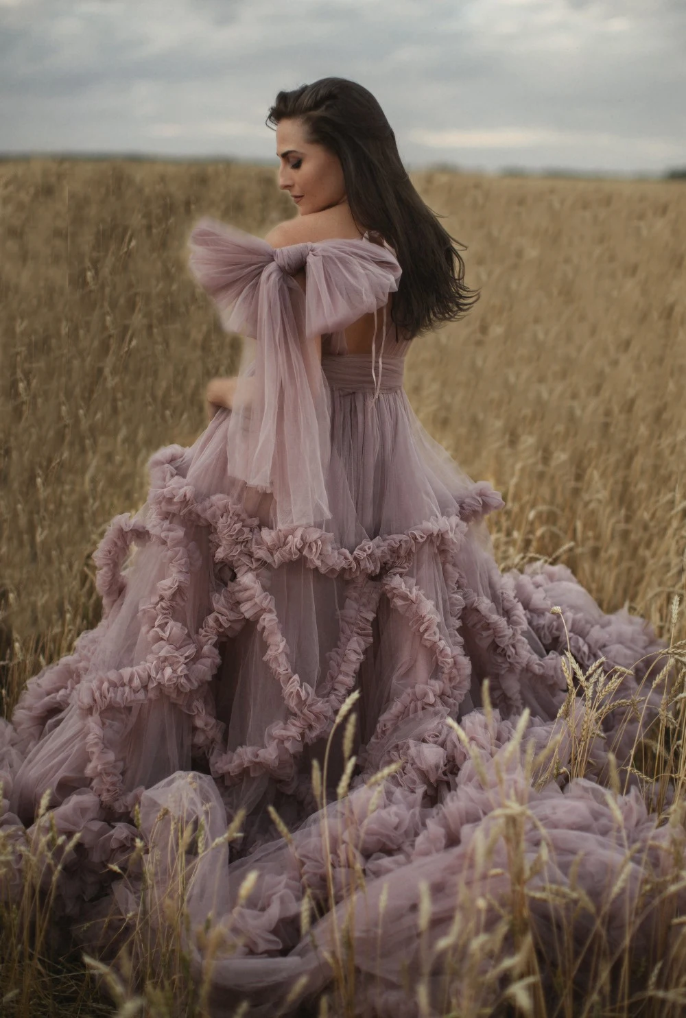 

Women Pleated Bridal Ruffled Tulle Robes V-Neck Maternity Dressing Gowns Long Dresses Photography robe de soiree