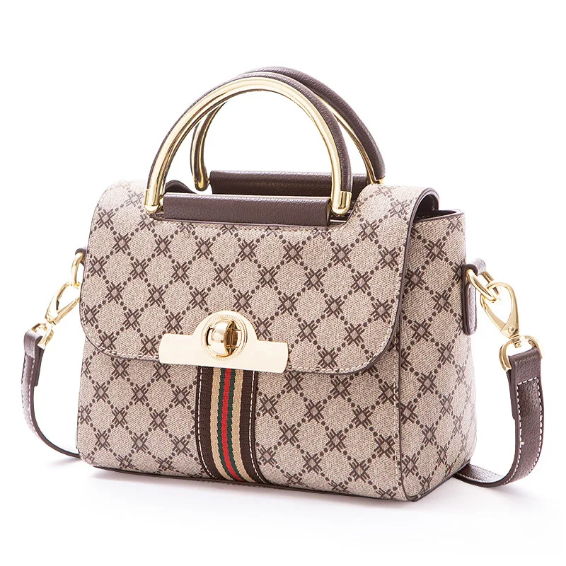 

French niche bag leather women's bag 2021 new versatile women's Bag Messenger Bag advanced sense bag texture