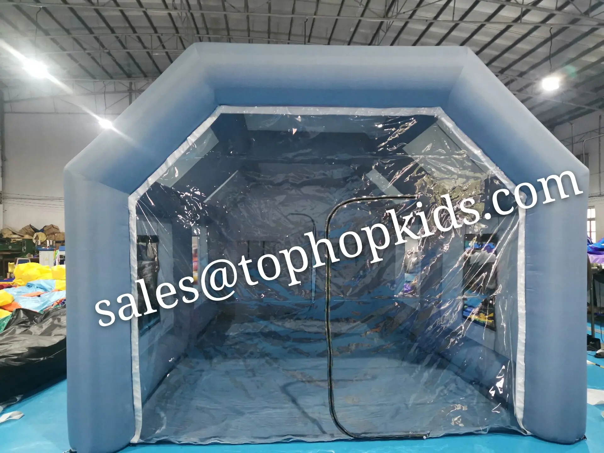 Наружная надувная кабина распылитель серого цвета автомобильная для распыления