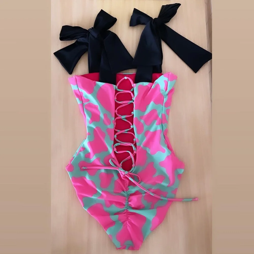 

2021 New Sexy One Piece Swimsuit Shoulder Strappy Swimsuit Heart print Swimwear Women Backless Bathing Suit Beach Wear Monokini