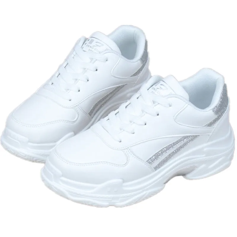 Женские кроссовки на толстой подошве Белые Повседневные вулканизированной