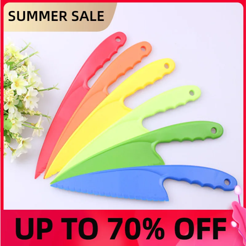 Пластиковый нож для десертов с зубчатыми краями 29 см| |