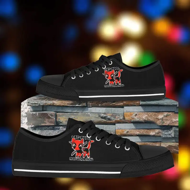 

Deadpool shoes Mens Womens Designer Leisure Sneakers Men Casual Canvas Shoes Off White