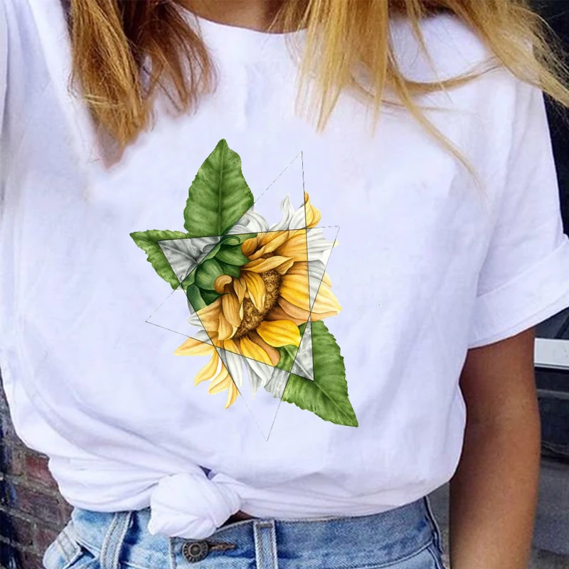 

Женская футболка с рисунком подсолнухов, в мультяшном стиле