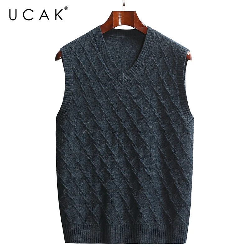 

2021 Classic V-Neck Striped Vest Sweater Men Clothing UCAK Brand Classic Autumn Streetwear Vests Pull Homme Male Clothes U1296
