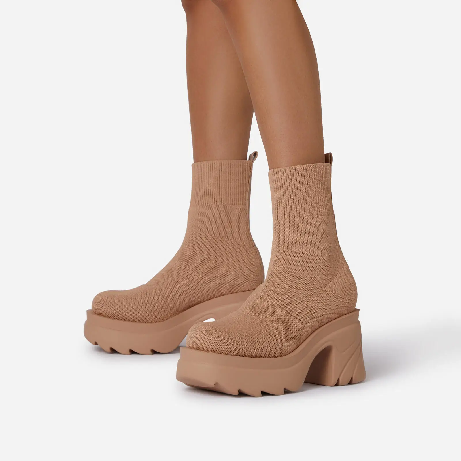 

Plus Size Autumn Winter New Couple Socks Shoes Women Thick-soled Casual Net Knitted Short Boots Women Fashion Botas De Mujer