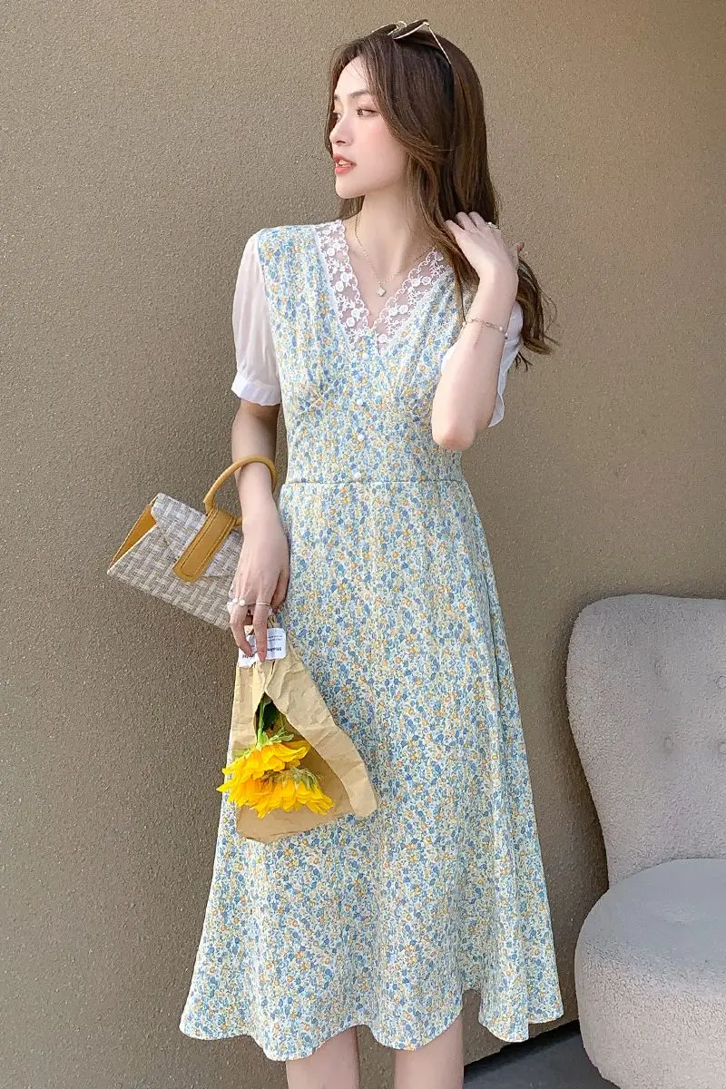 

COIGARSAM Floral Print Women dress New Summer Chiffon Short Sleeve Hollow Out V-Neck Dresses Green 8235