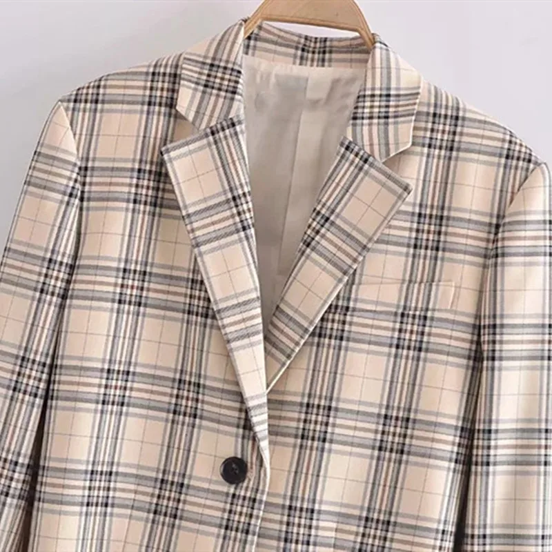 

Za Woman 2021 Ecru Cropped Checked Blazer Women Spring Autumn Casual Long Sleeve Short Jacket Female Vintage Button Coat Girly