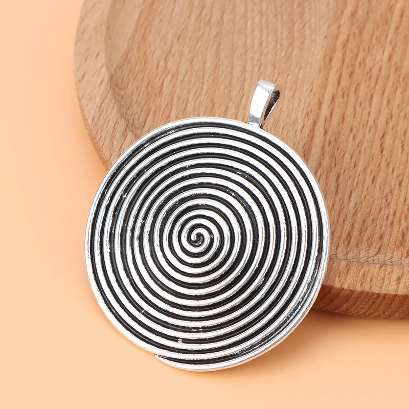 

5pcs/Lot Large Tibetan Silver Swirl Vortex Spiral Round Charms Pendants for Necklace Jewelry Making Accessories