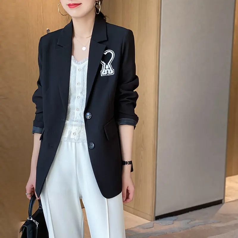 

2021 spring new style design coat with foreign style