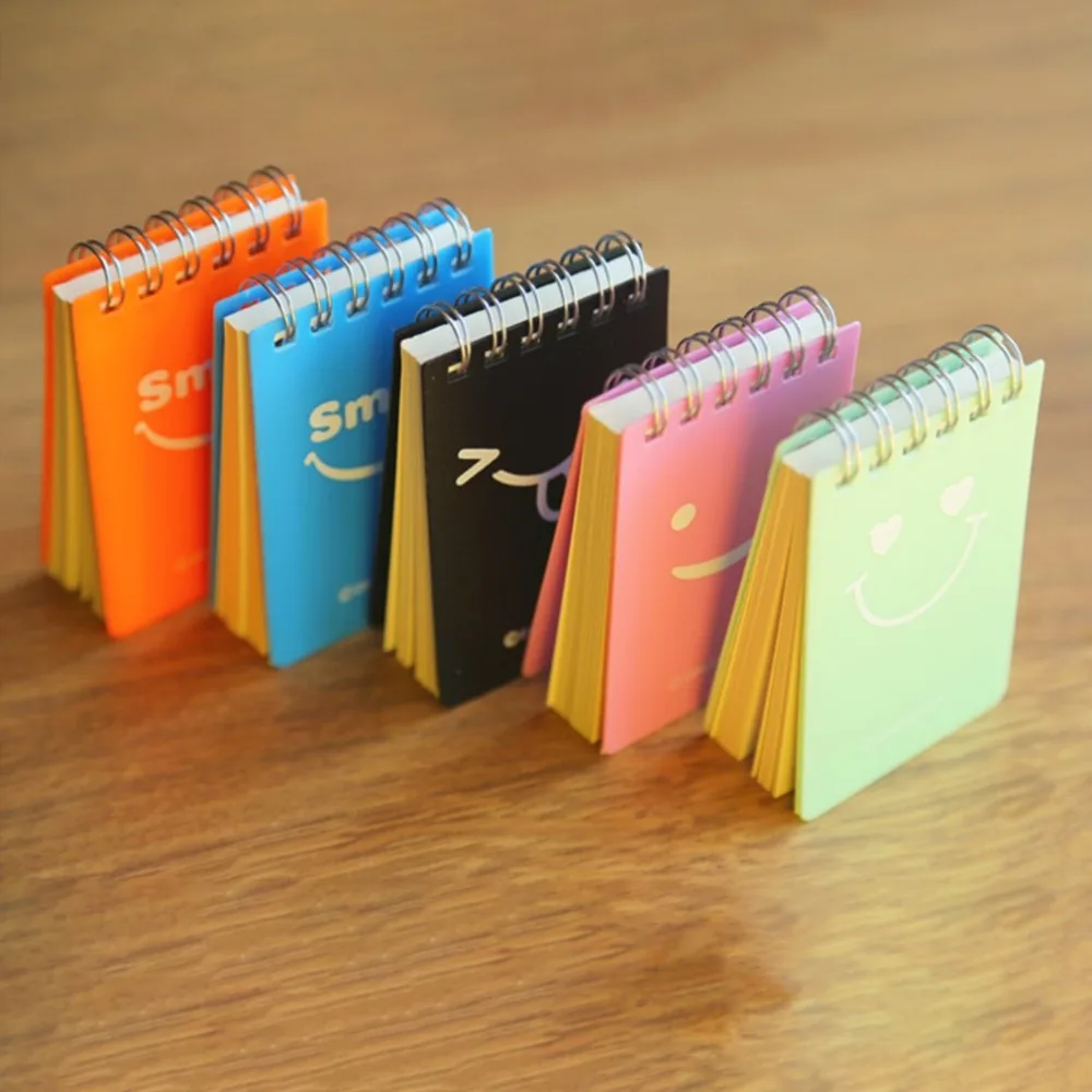 Дизайн с милым улыбающимся лицом дневник для школьников блокнот бумага эскизов