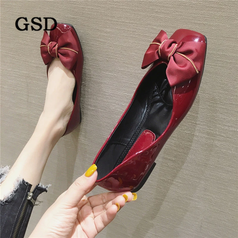 Сезон весна осень Новинка С квадратным носком Модная женская обувь на Плоском