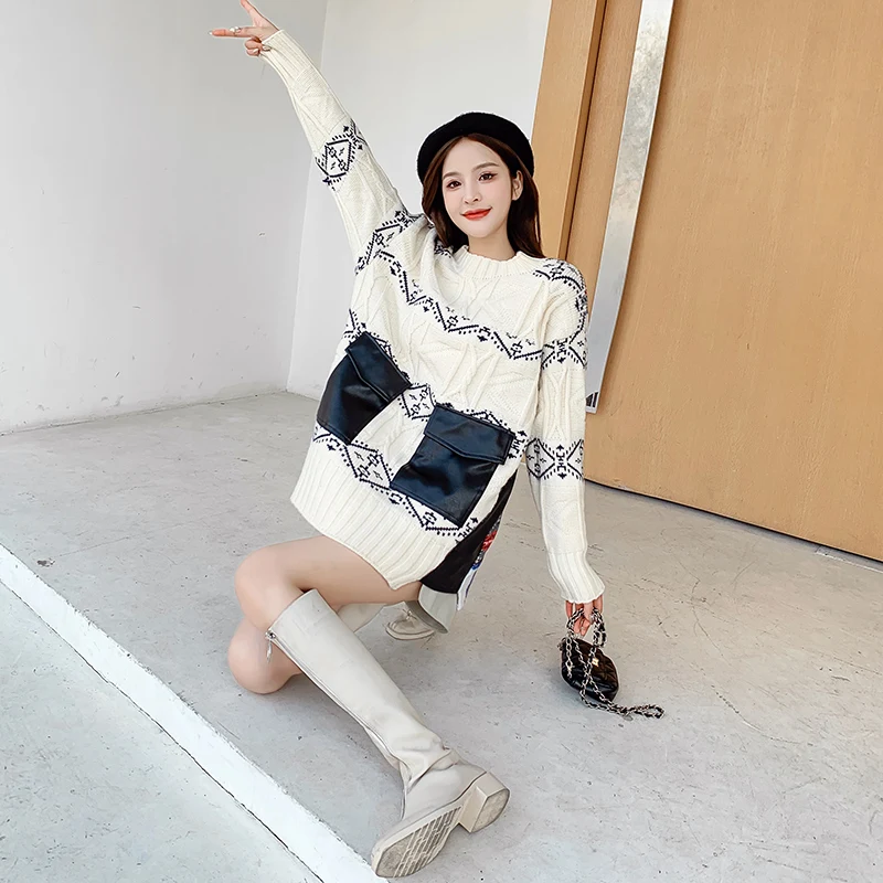 

Make new winter splicing holiday two female loose sweater outside the joker wind restoring ancient ways the knitting coat