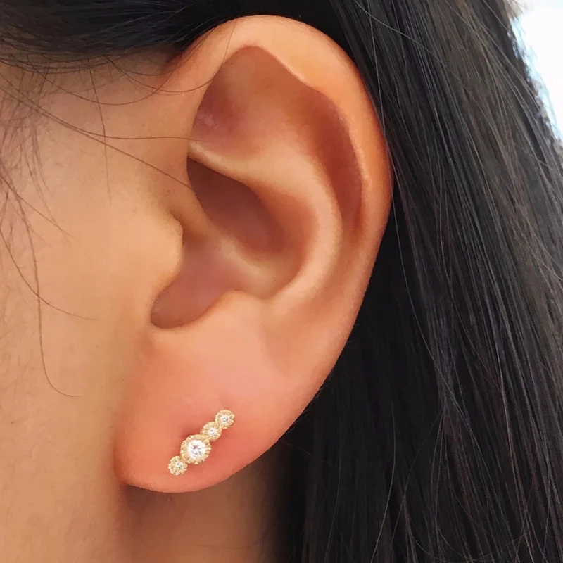 

Canner 1pcs 925 Cartilage Helix Tragus Stud Earrings For Women Sterling Silver CZ Piercing Earing Body Jewelry Pendientes 925 W5