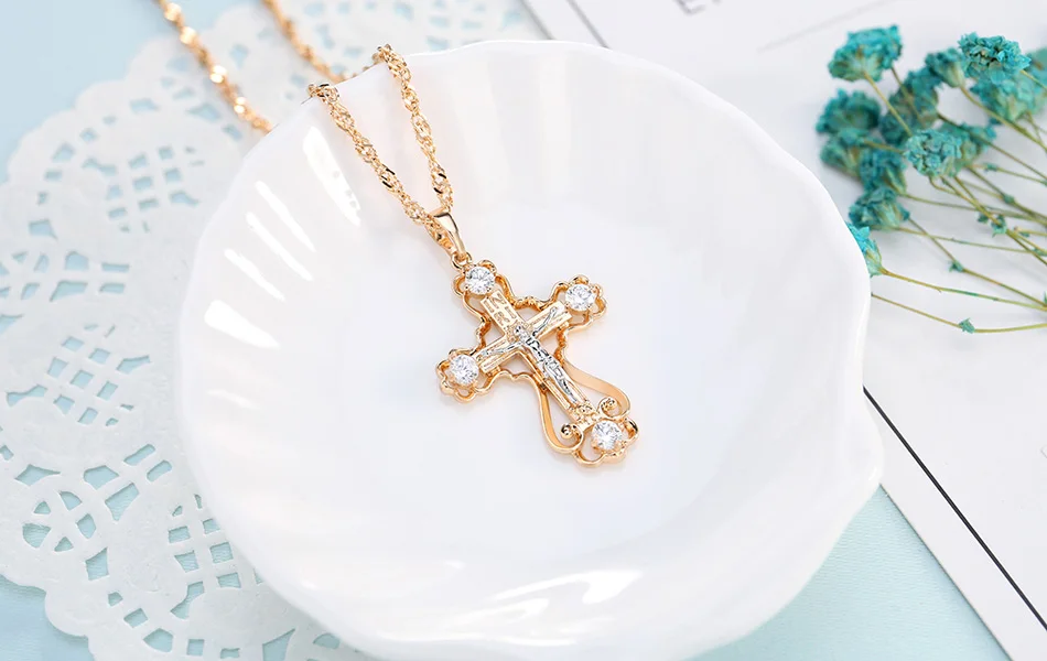 LADYCHIC Модные женские AAA циркон крест кулон золотой цвет Медь Кристалл Крест Иисуса Подвески ожерелье хип хоп ювелирные изделия LN1060