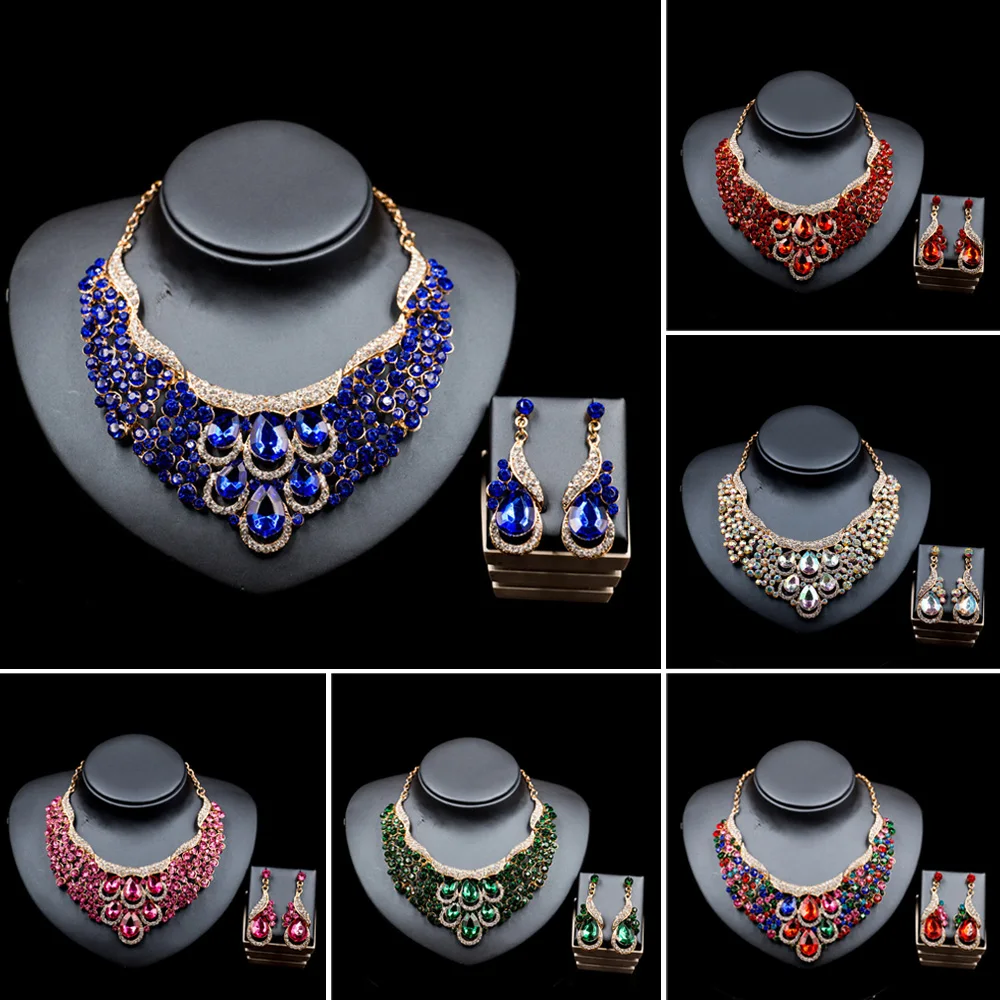 

Комплект из колье и серёг, в африканском стиле