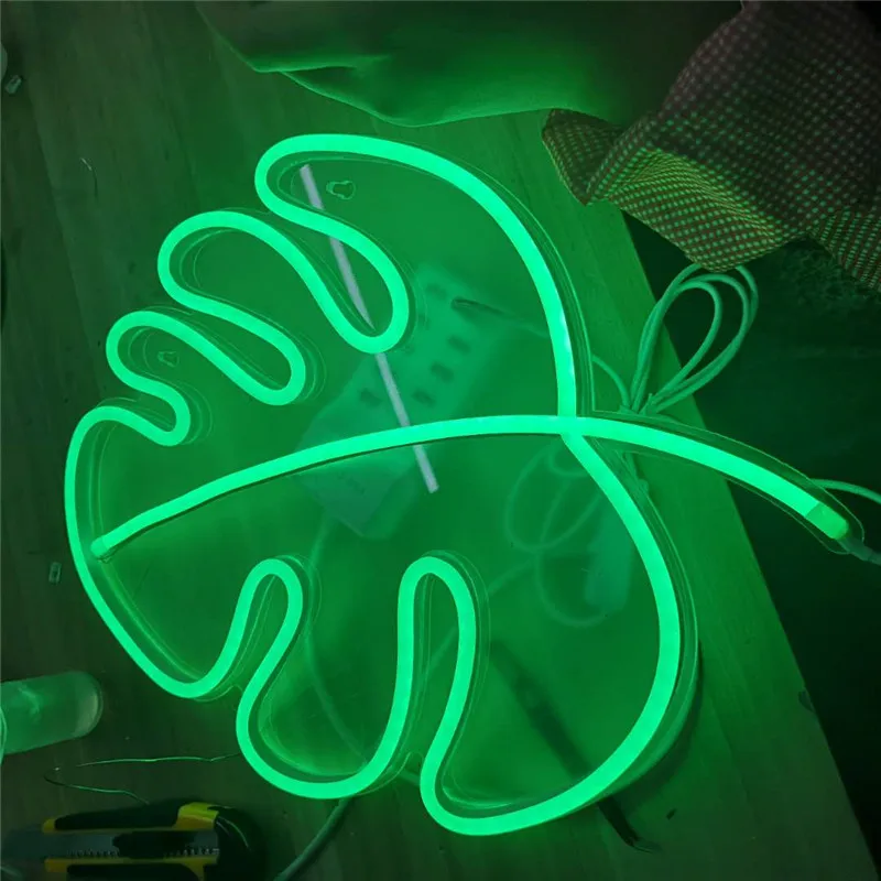 Green Leaf Neon Night Light Cute LED Light Neon Sign Nursery Marquee Sign Neon Light Decor Wall Decor for Baby Kids Bedroom Pub