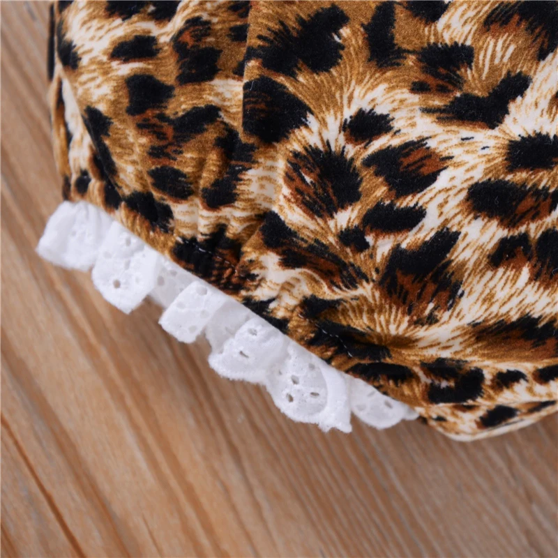 

Baby Girl Short Sleeve Romper + Leopard Print Pants Set Summer Letter Romper New