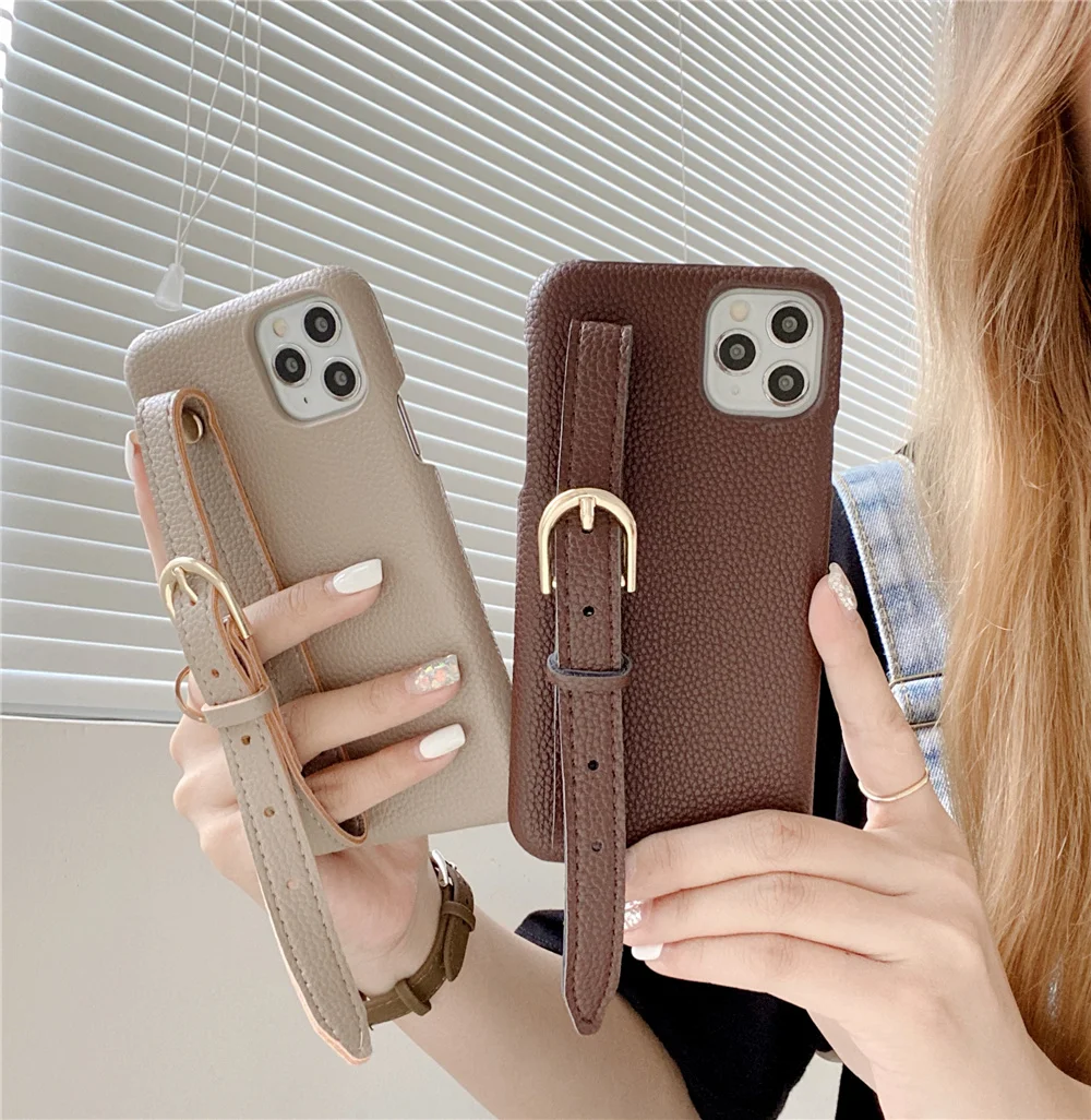 

Модный 3D кожаный чехол с ремешком на запястье для iPhone 12 11 Pro MAX 7 8 Plus SE 2020 Xr X Xs Max роскошный кожаный защитный чехол с пряжкой