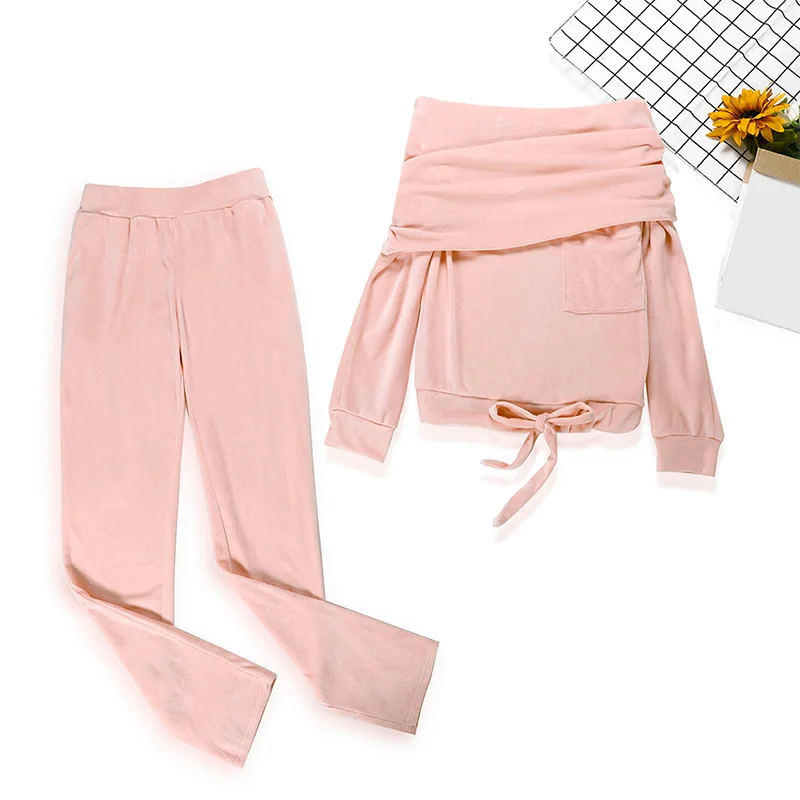 С открытыми плечами для женщин тренировочный костюм в рождественской тематике