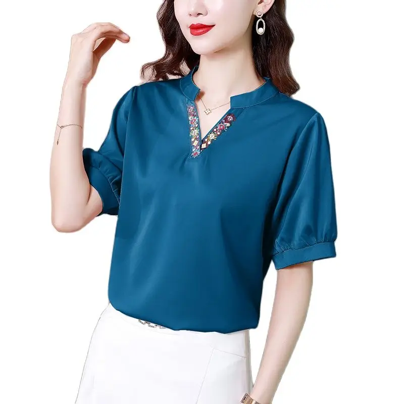 

2021 Summer Fashion New Product Satin Embroidered V-Neck Simple Temperament Elegant All-Match Short Sleeve Ladies Tops Women