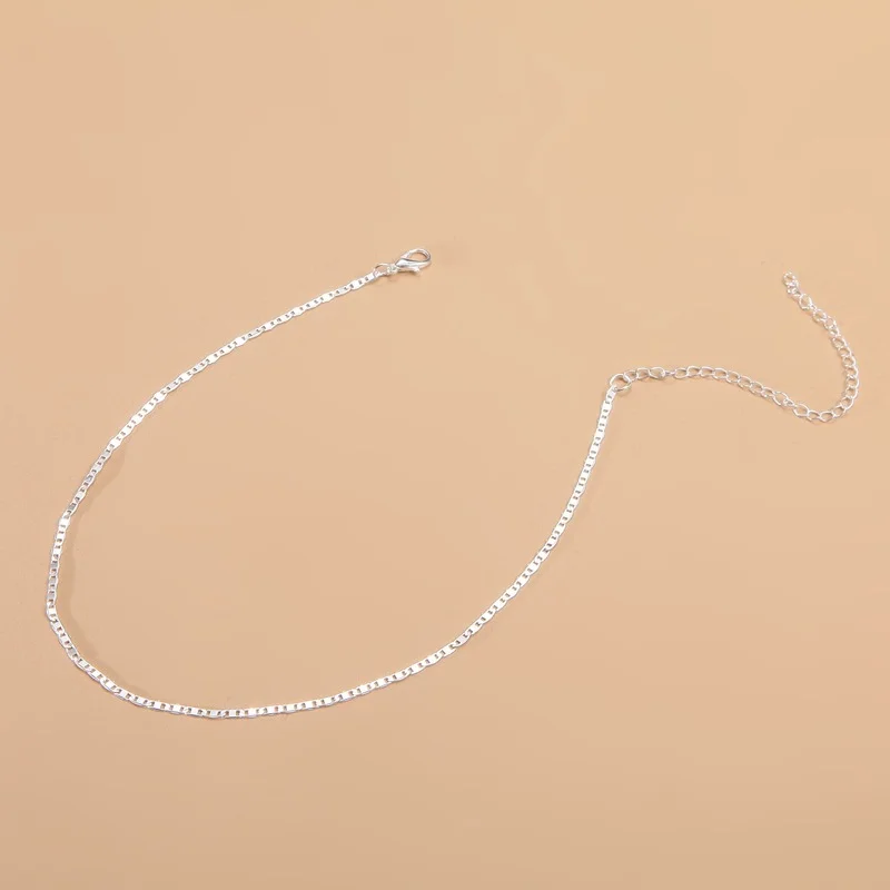 

Hot Selling Shiny Short Metal Chain Choker Necklace for Women Summer Delicate Clavicle Chain Choker Necklace Jewelry Party Gift