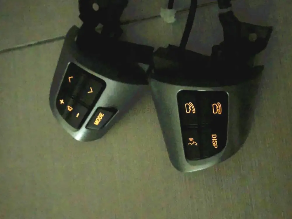 Кнопка управления аудио на руль для TOYOTA COROLLA ADE150 NDE150 NRE150 ZRE15 * ZZE150 2007 2013|control button|audio