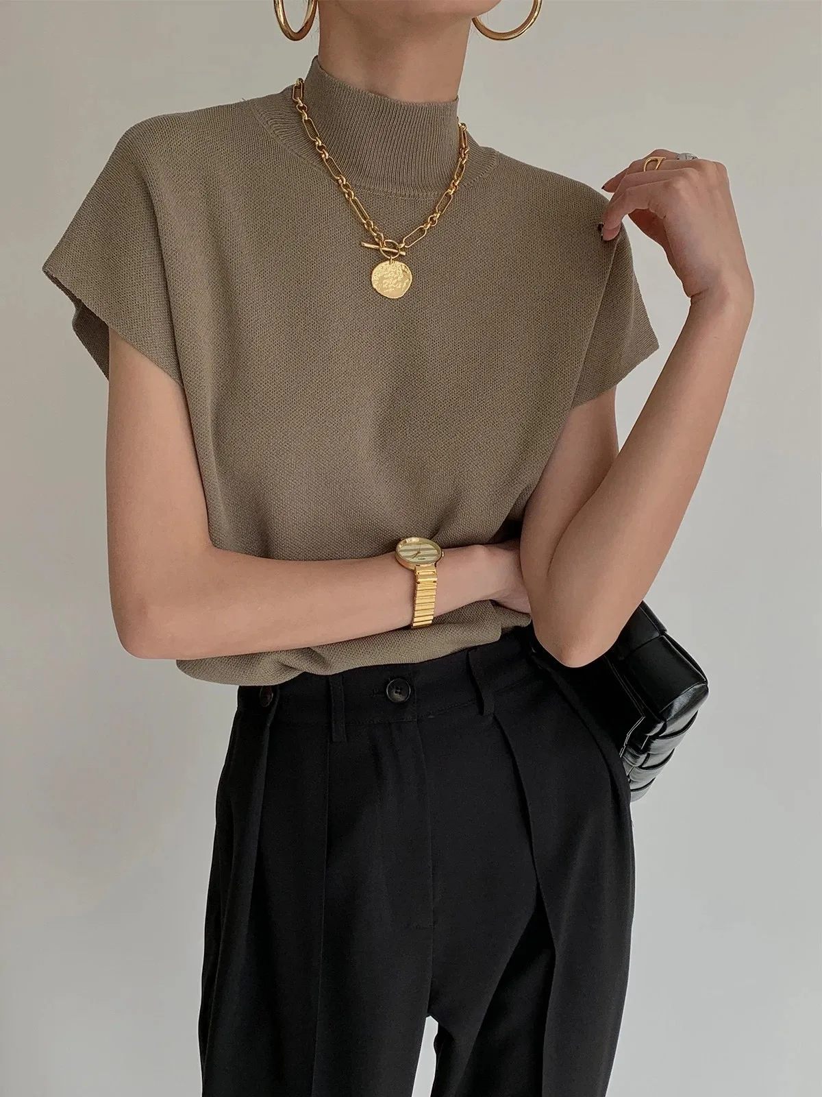 

Women's Elegant Turtleneck Solid Color T Shirt 2021 High Street Summer Chic Short Sleeve Tees Ladies Office Wear Shirt Top