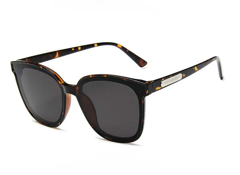 

New Fashion Cute Sexy Ladies Cat Eye Sunglasses Women female Triangle Vintage Cheap oval Sun Glasses Female UV400
