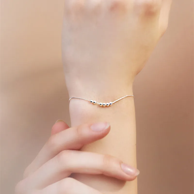 Женский браслет с геометрическими бусинами OBEAR посеребренный минималистичный