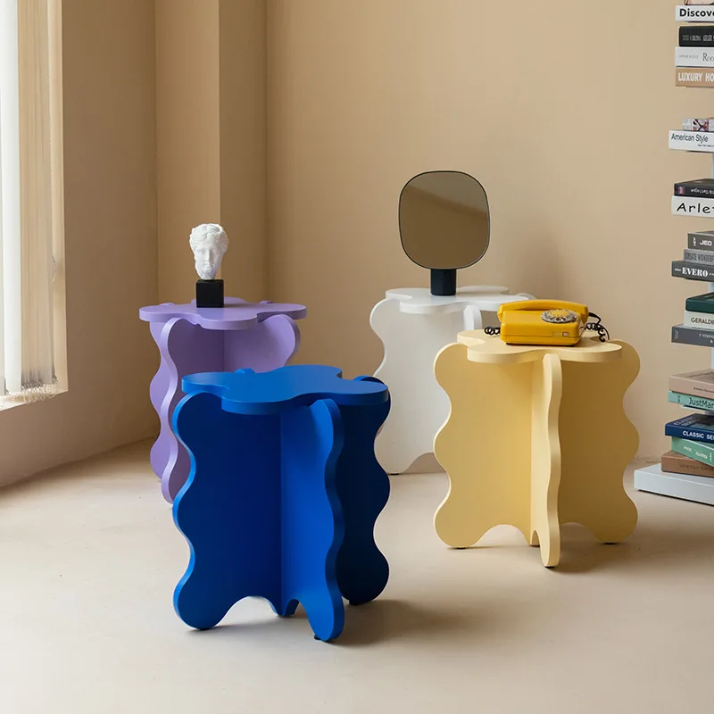 Боковой столик Wuli с мультяшными лепестками Ins блоггер знаменитостей журнальный