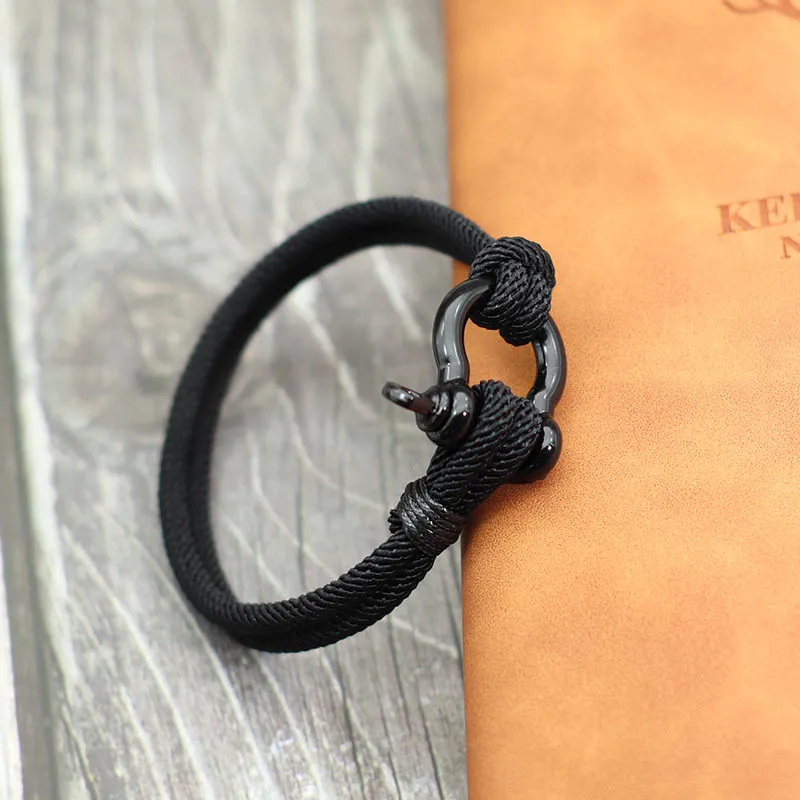 Браслет мужской из нержавеющей стали верёвочная U-образная подвеска красный