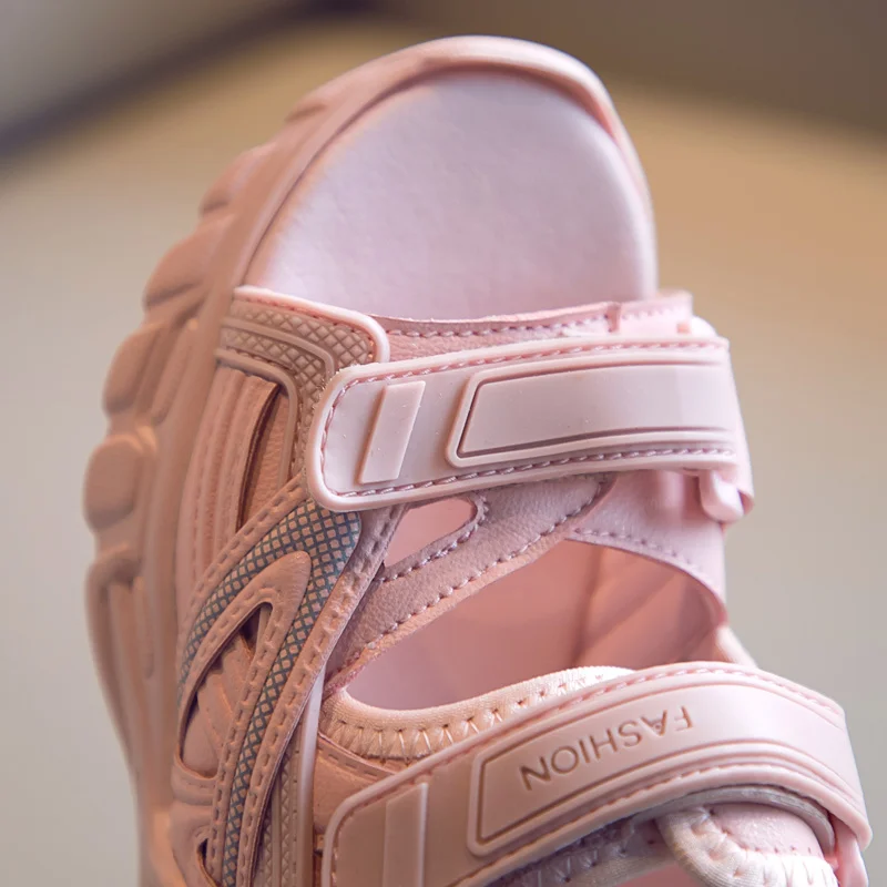 Сандалии для девочек Новинка 2020 летняя детская обувь широкие мягкие резиновые