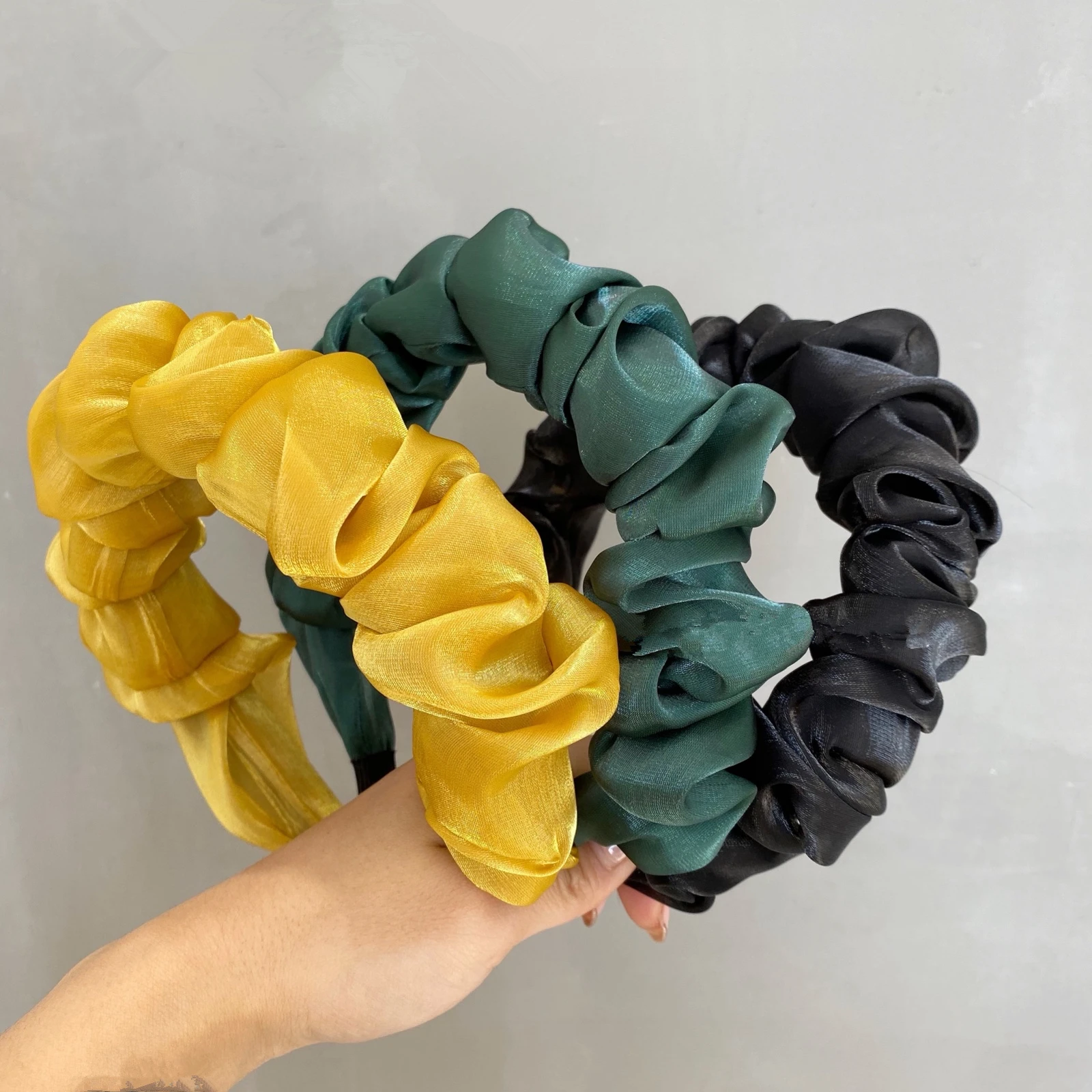 

Lady Satin Fluffy Pleated Yarn Hairband Solid Color Hair Head Hoop Accessories For Woman Girl Handmade Headband Fashion Headwear