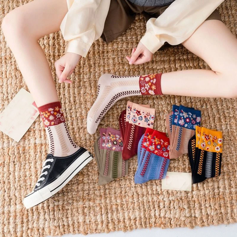 

Женские носки Новинка Harajuku с цветочным принтом Ретро винтажная уличная одежда женские модные милые носки для девочек