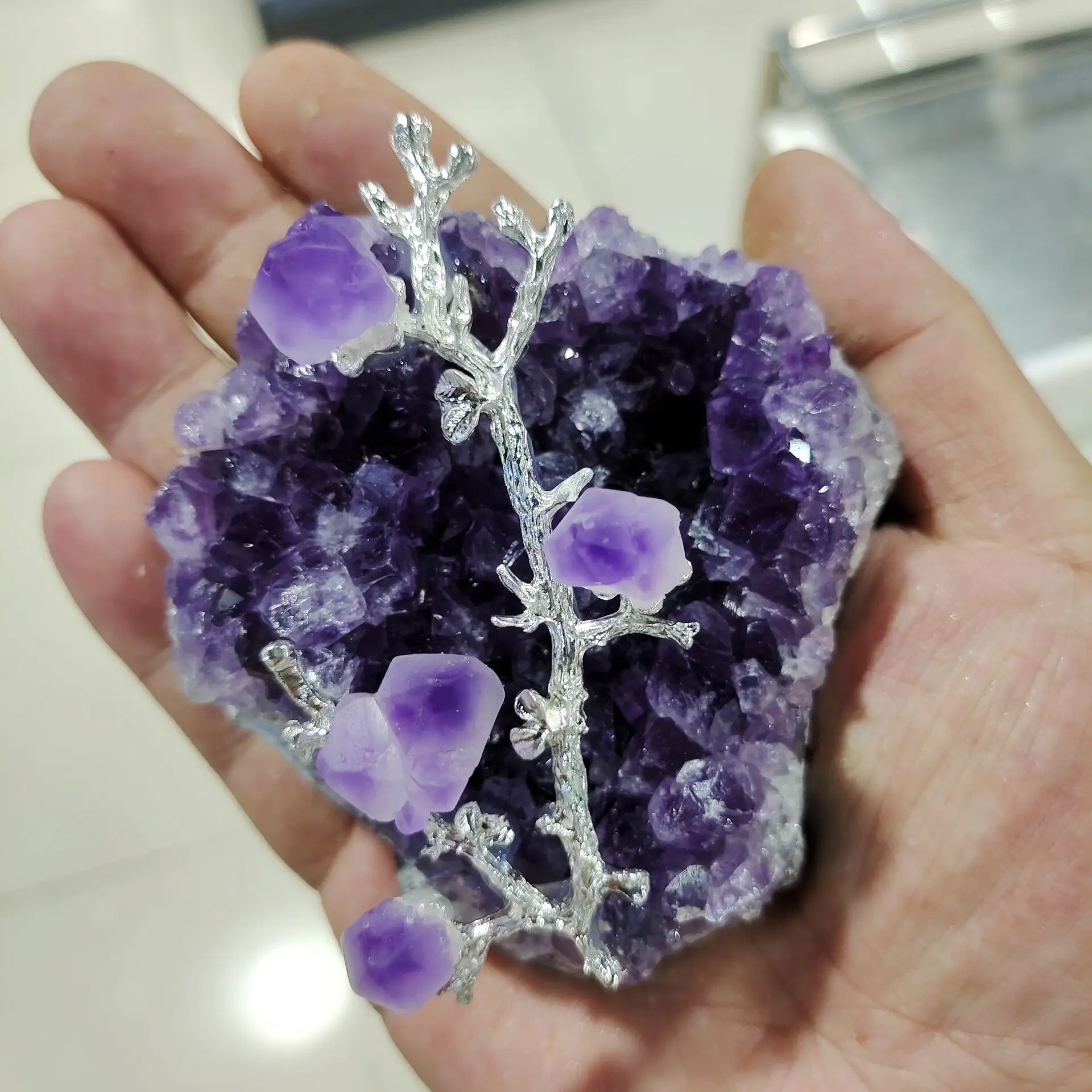 

1pcs Natural Amethyst Geode Quartz Cluster Crystal Specimen Energy Healing