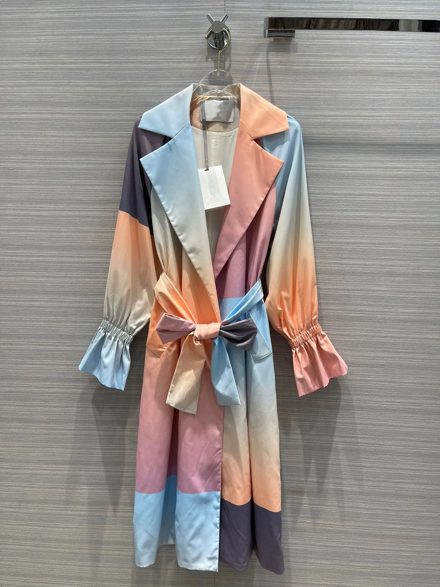 

Женская ветровка с радужной завязкой, роскошная брендовая новая дизайнерская весенне-летняя модная ветровка с надписью, 2021, 33157