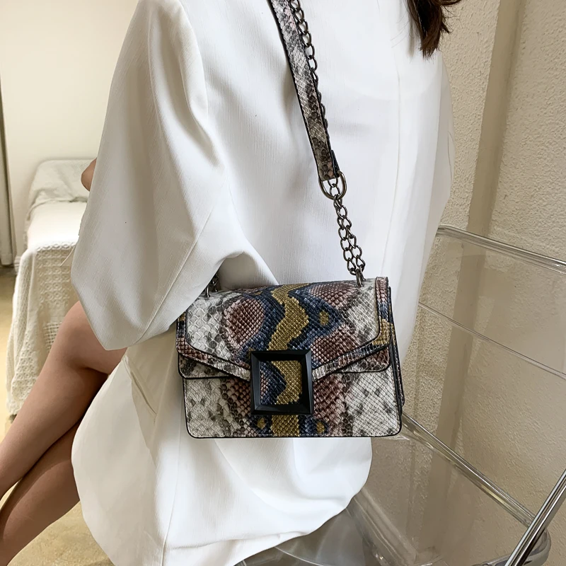 

2020 New Snake Pattern Small Square Bags For Women Fashion PU Leather Chains Crossbody Shoulder Bag Ladies Purses And Handbags