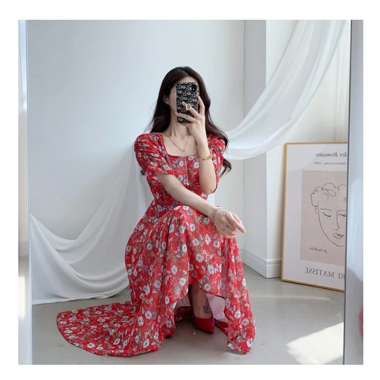 Женское плиссированное платье Svitania с квадратным воротником цветочными