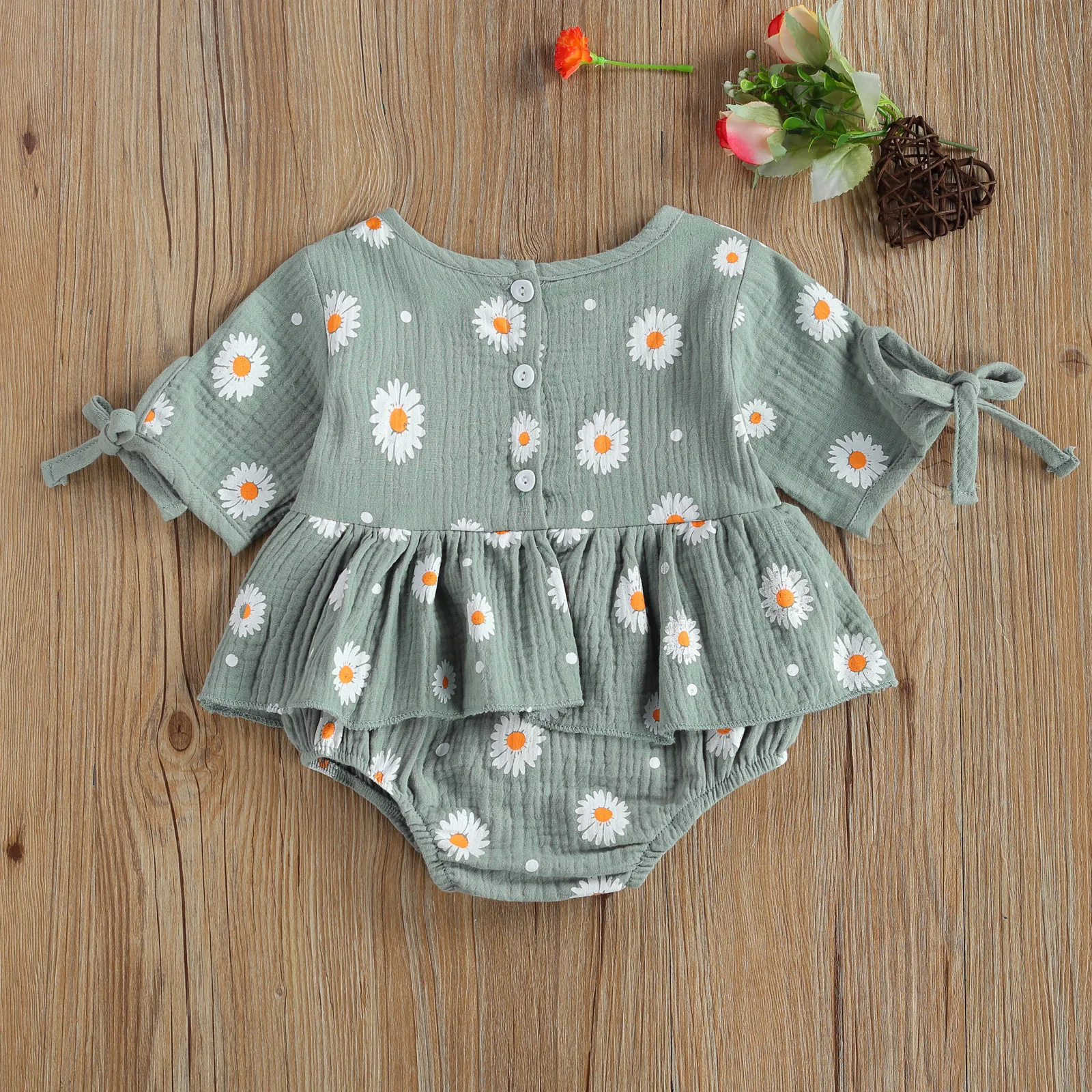 

pudcoco 0-24 Months Baby Girl's Casual Romper, Cartoon Daisy Print Falbala Round Neck Short Sleeve Loose Jumpsuit, Daily Life
