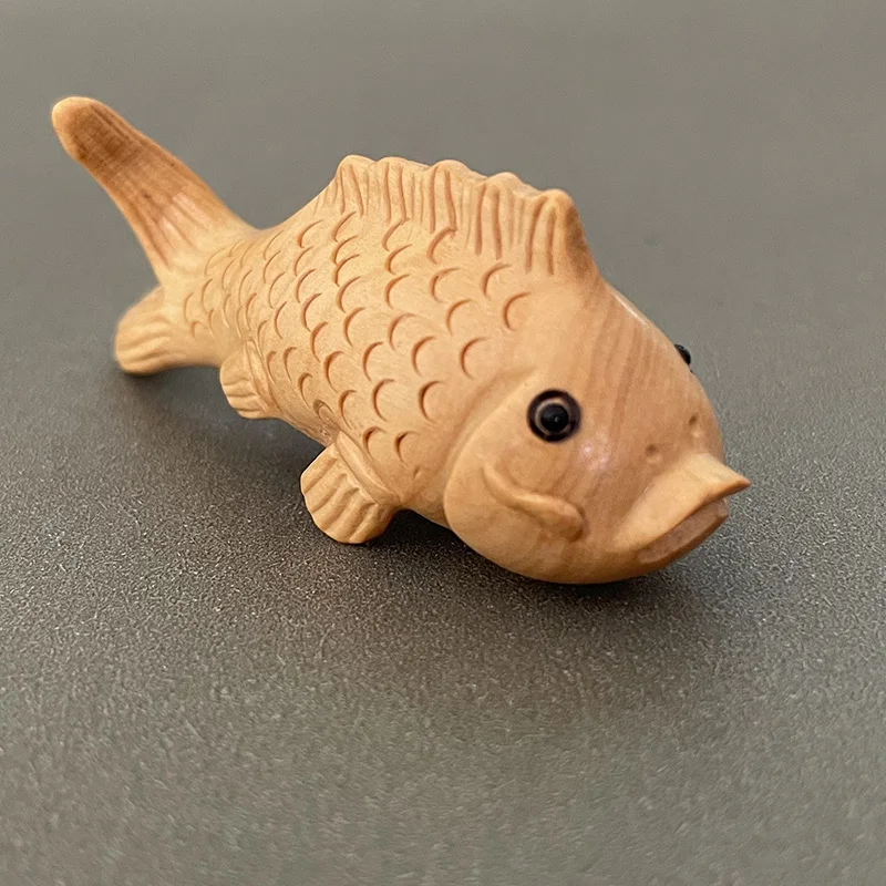 

2 INCH Japanese Boxwood Hand Carved Netsuke Sculpture Miniature Pretty Fish - #Z04