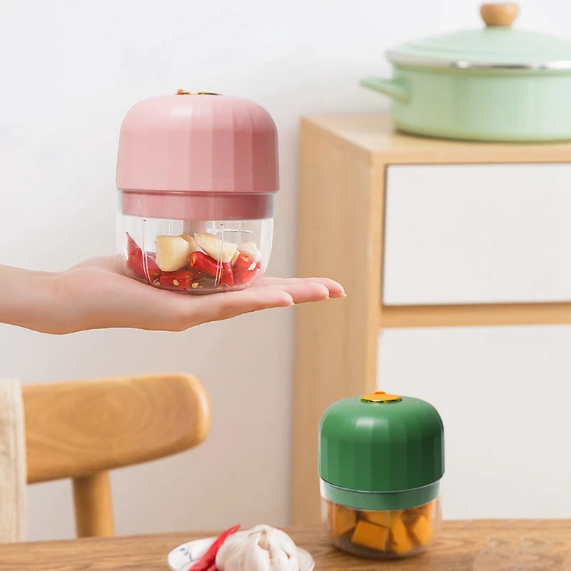 

Mini Electric Garlic Chopper,Small Food Processor Cordless Garlic Ginger Onion Spice Grinder Mincer Kitchen Blender