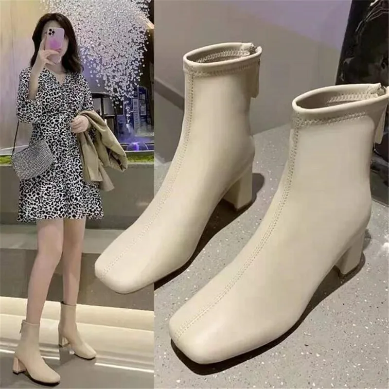 

2021 fashion women's boots autumn and winter ladies short boots new winter boots fashion plus velvet warmth handsome thin Martin
