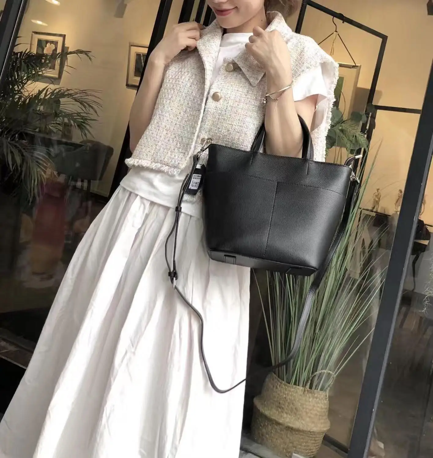 

free shipping 2020 the new style fashion and simple genuine cow leather women handbag one shoulder bag crossbody bag 5color 30cm